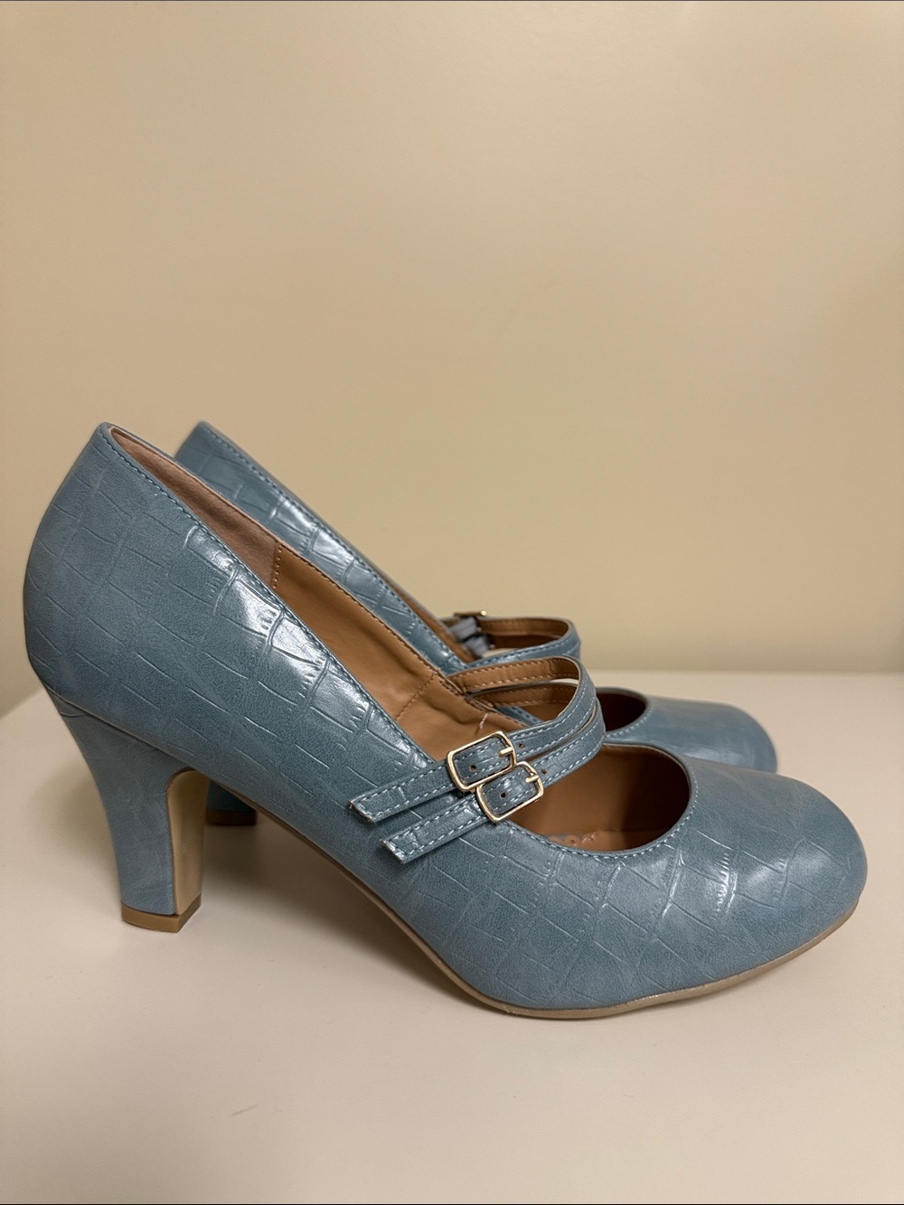 Journee Collection Powder Blue Double-Strap Mary Jane Heels (Size 9.5W)